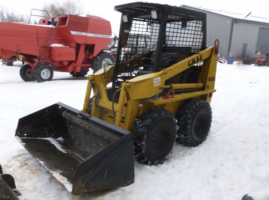 Miniładowarka Case 1835B Bobcat Case Gehl Mustang