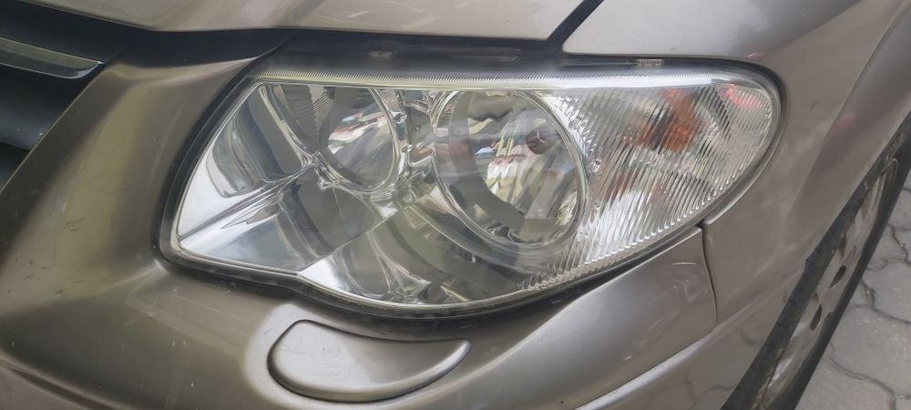 Regeneracja lamp samochodowych z plastiku plus poliwenglan na gorąco