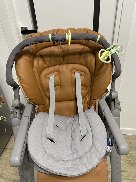 Крісло для годування chicco polly magic relax