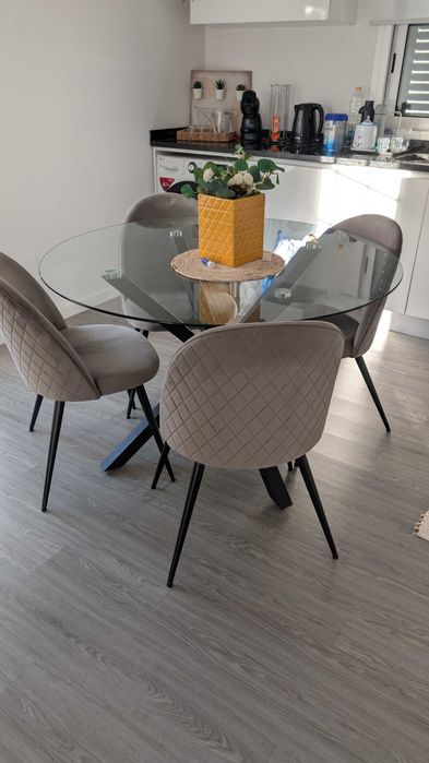 Mesa e cadeiras cozinha