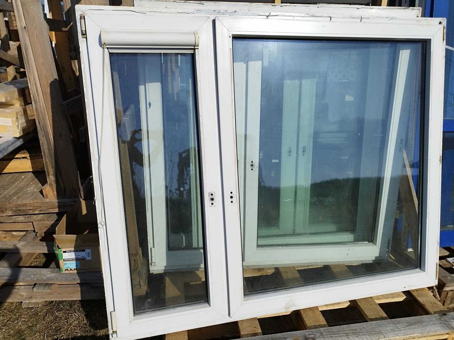 Okno PCV 146,5 x 143,5