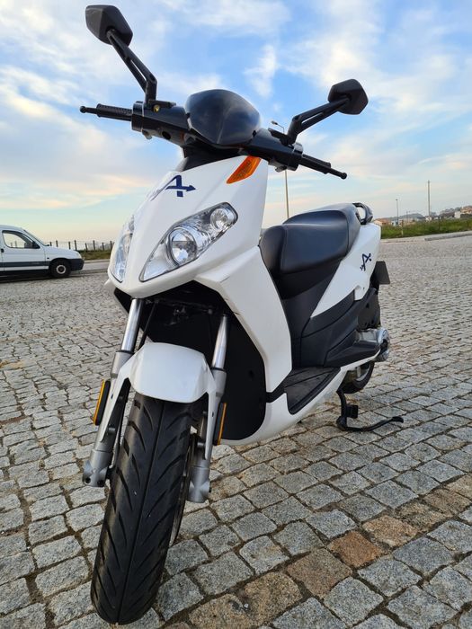 Aprilia 50cc 4t sportcity ano2014 km12.600.