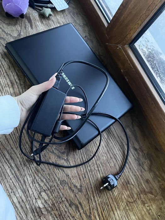 Ноутбук робочий Windows 10 Pro