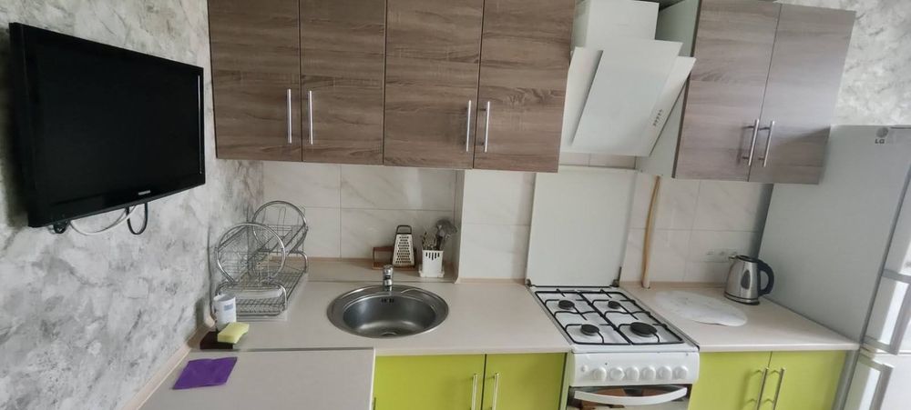 Сдам 2ком квартиру на Коммунаре