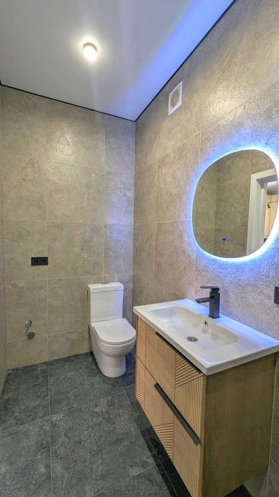 Продам таунхаус в Агрономічному 9985