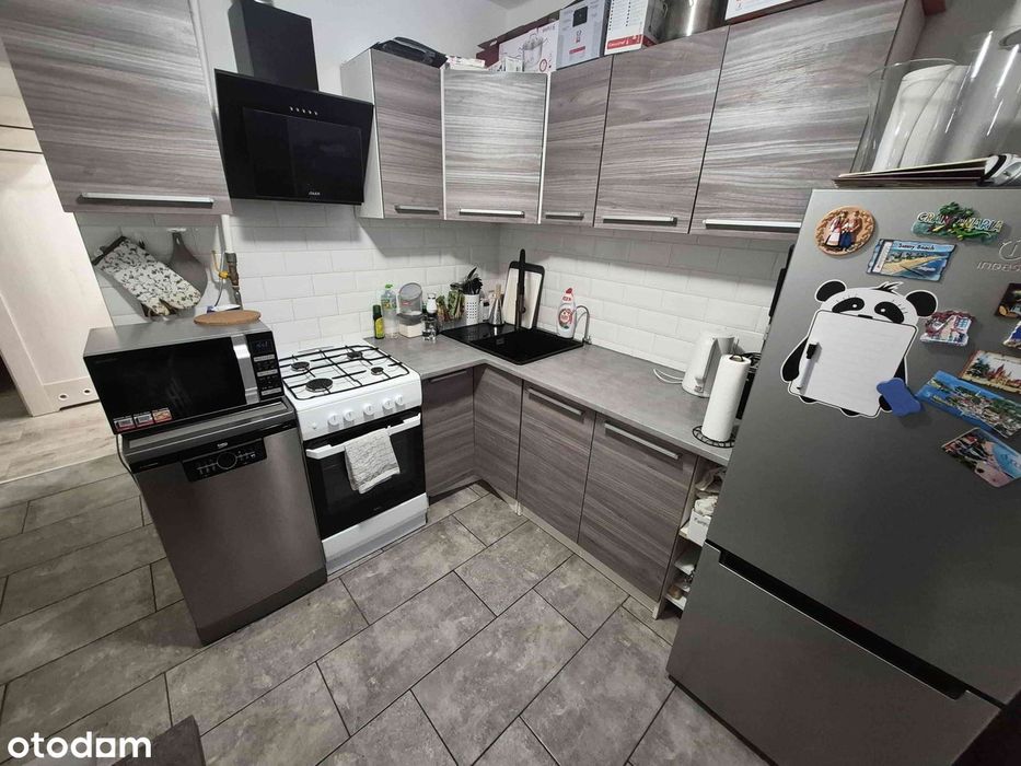 Mieszkanie 2 pokoje 45,05m2+ piwnica , ul.Dębowa 4, Do zamieszkania