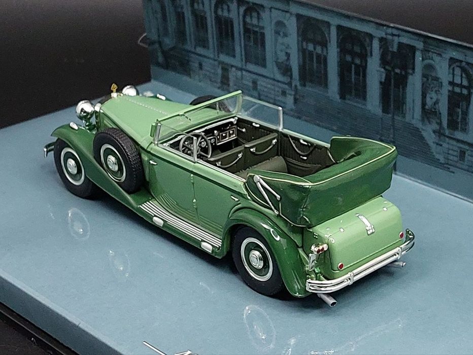 (Minichamps) 1/43 Maybach Zeppelin масштабна модель