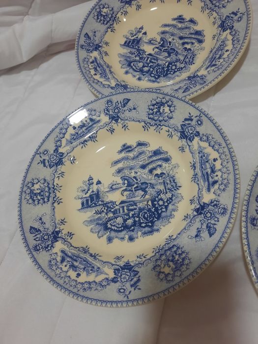 4 pratos cavalinho Sacavêm