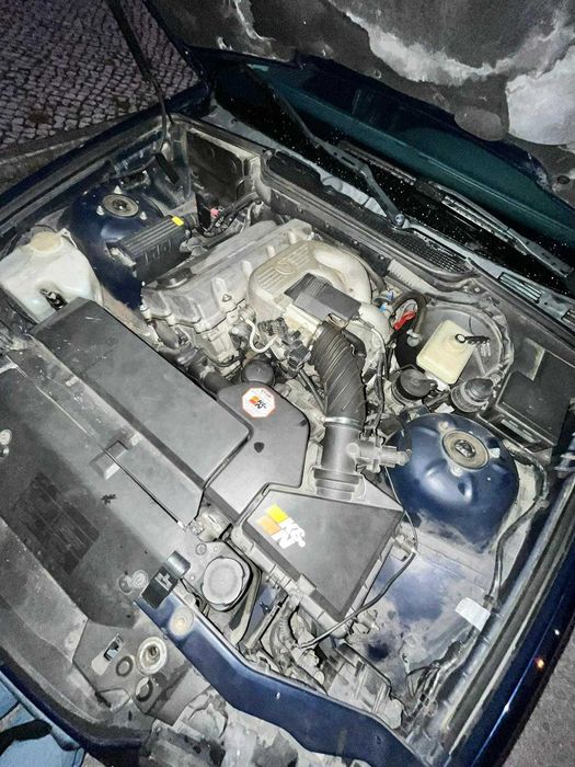 E36 - BMW 318is 1997 (com averbamentos)