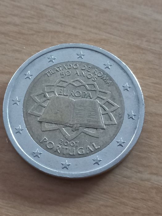 Moedas comemorativas de 2€ e 1€ vários países