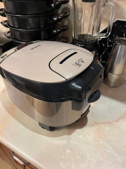 Мультиварка Tefal Fuzzy logic RK 321A34