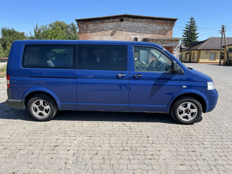 Продам Volkswagen Transporter T5