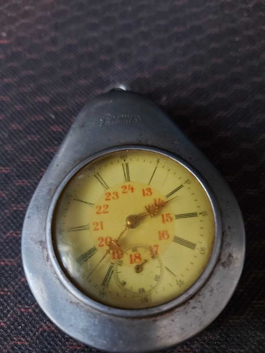 Antyczny zegarek kieszonkowy