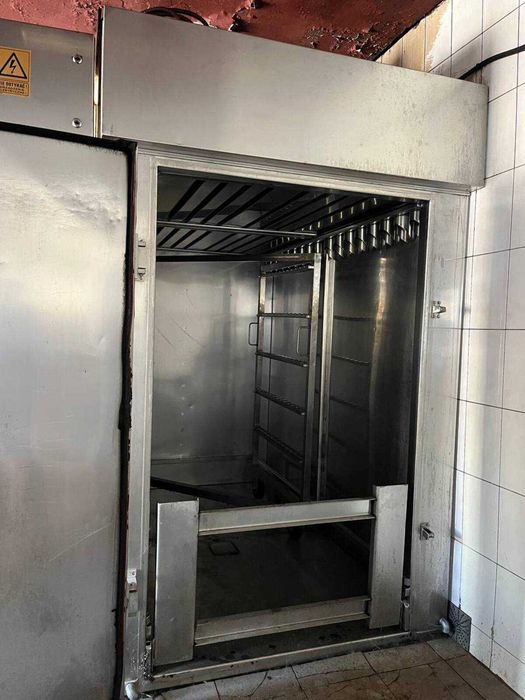 Продаж виробництва ковбасних виробів. 800м2, 7 соток + обладнання