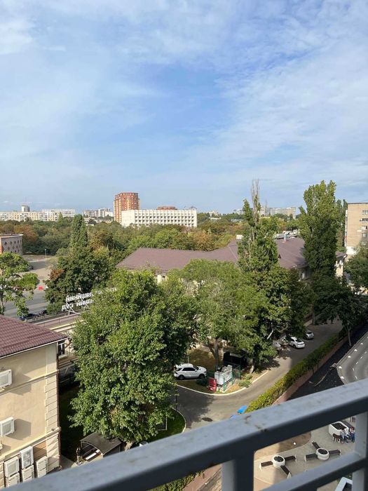 ЖК «4 Сезони», вул. Українки (Гагаріна), 101 м², розпочато ремонт, будівельні матеріали в подарунок