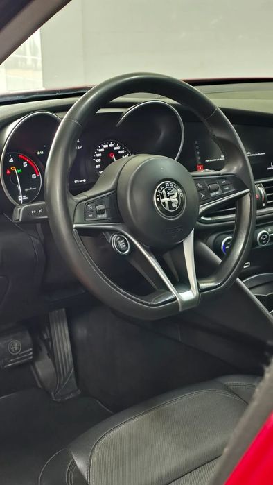 Alfa Romeo Giulia 2.2 D Sprint AT8