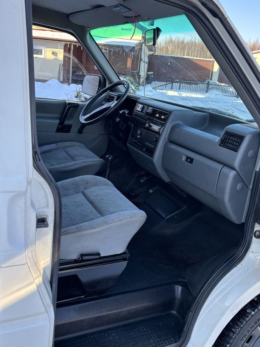 Volkswagen T4 - 5 osób - Holenderka - Super stan techniczny