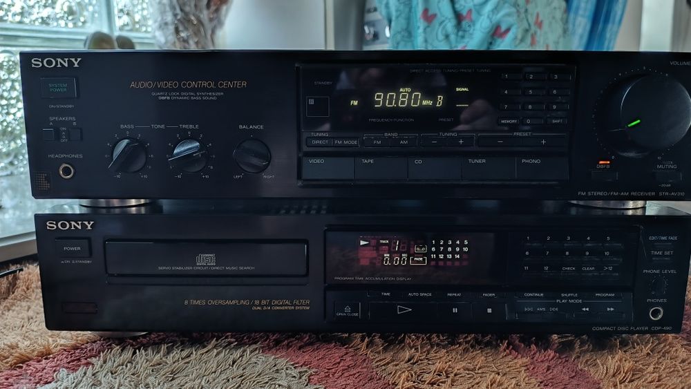 Amplituner SONY STR-AV310 + CD SONY CDP-490 + głośniki