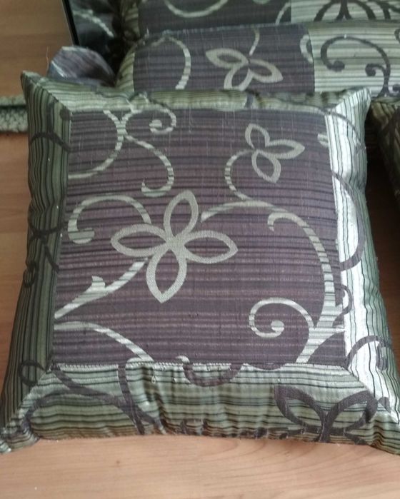Подушки декоративні
