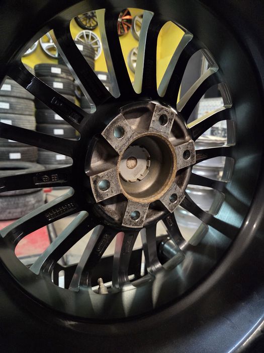 Felgi Aluminiowe 6x139,7 7Jx17 ET43 Huinday