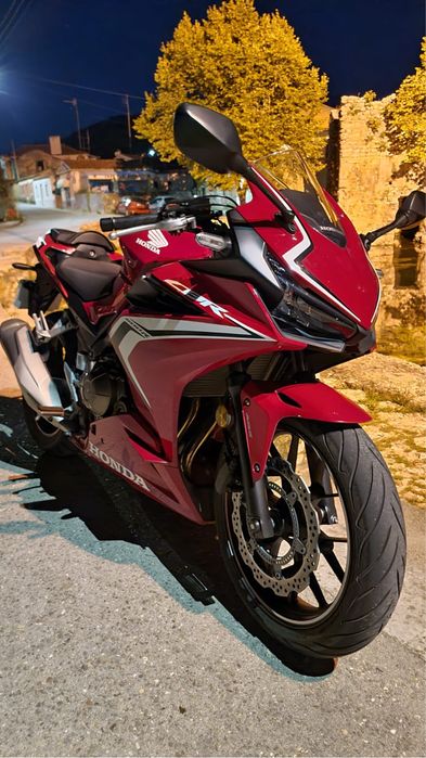 Honda CBR500R 2019