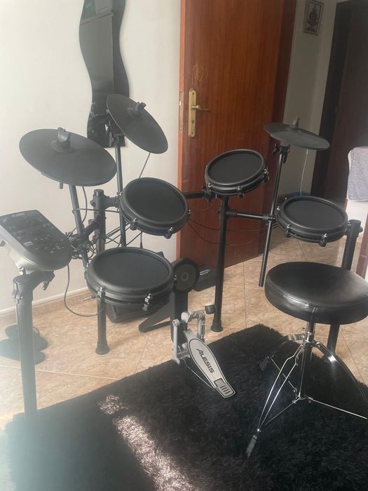 Bateria Eletrônica Alexis