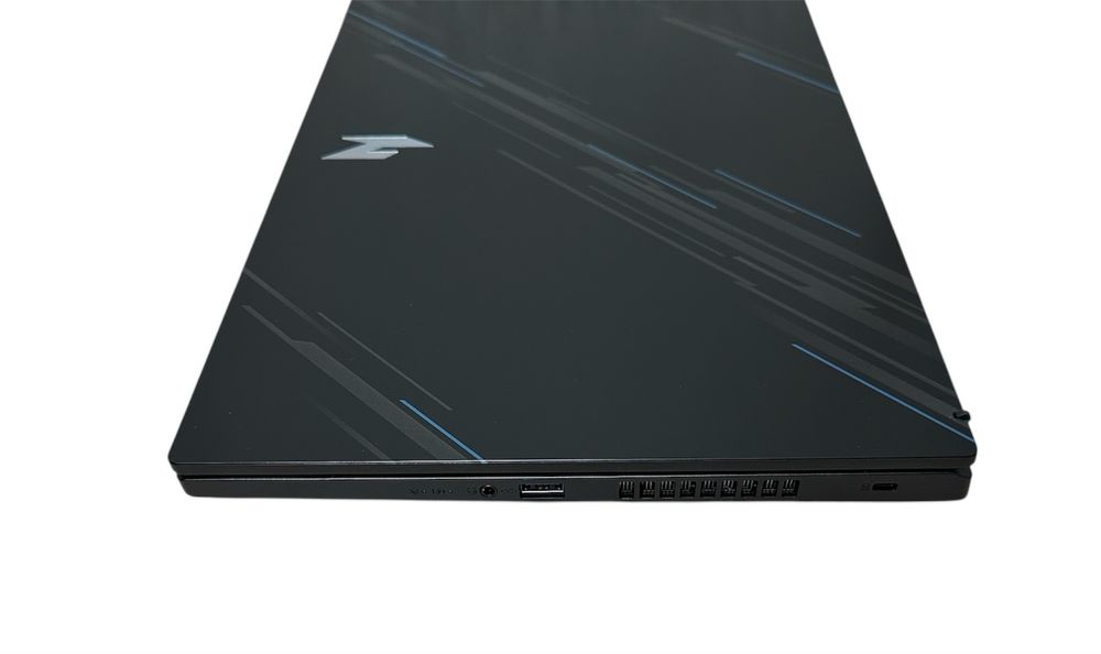 Acer Nitro V i5-13420H 8ядер/RTX 4050 6gb/16gb DDR5/512gb ssd/144Hz