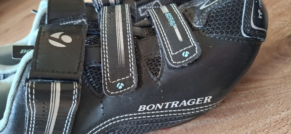 Buty kolarskie Bontrager 39 wpinane z blokami  SL