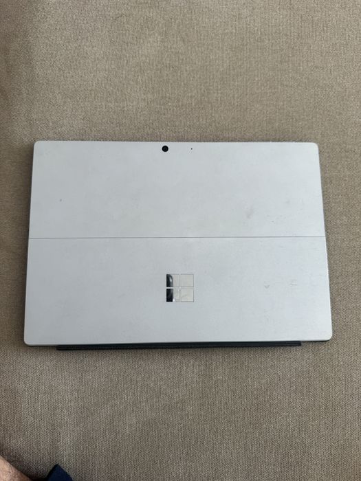 Microsoft surface pro 7