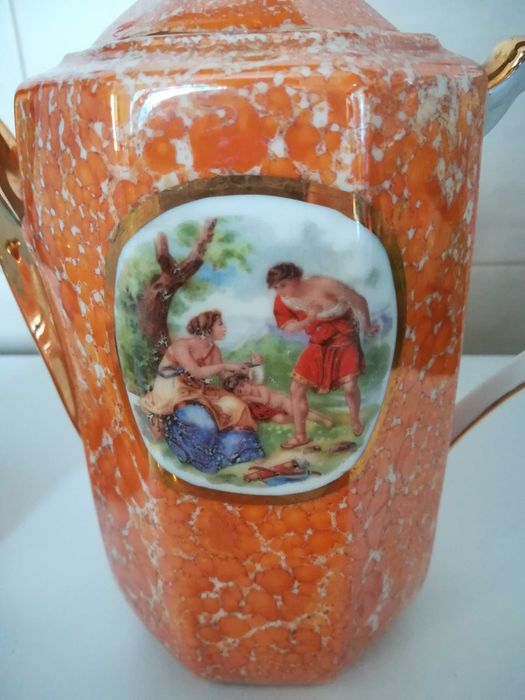 Serviço Café Antigo – Tons Terra / Padrão Oriental e Cafeteira, Açucareiro e Pires Antigos - tudo Vista Alegre
