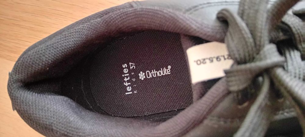 Sapatinhas Lefties 37