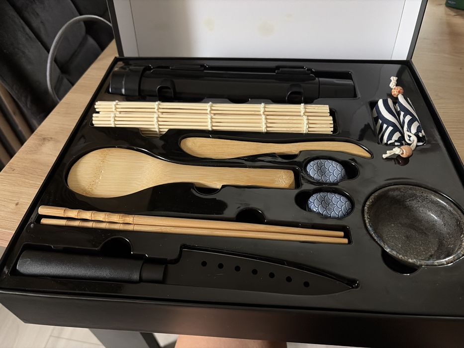 Elegancki zestaw do robienia sushi, nowy