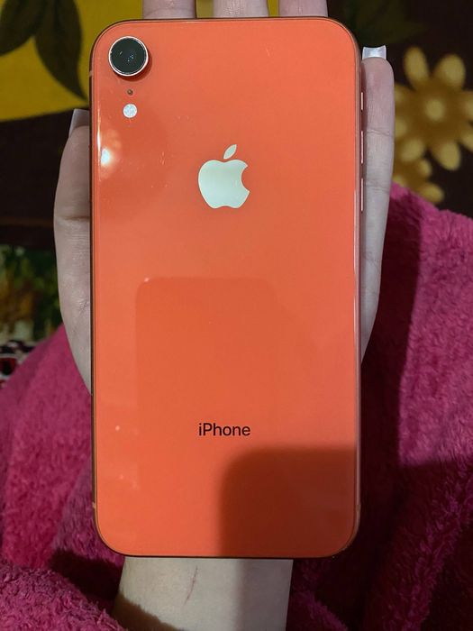 продам iPhone Xr 128g