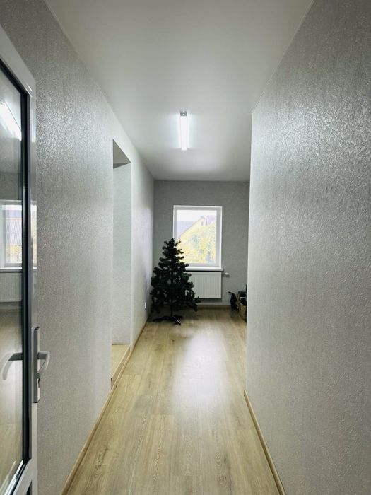 Продаж виробничо-складської бази ( діючий бізнес)