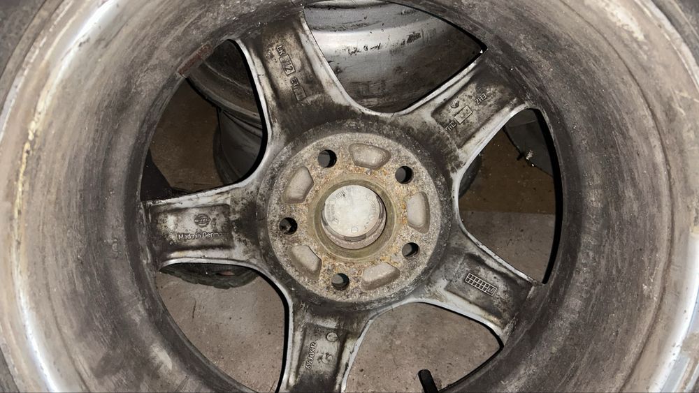 Диски Enzo H 16" 6,5J 5x112 ET45 DIA70,1(vag) 5x112