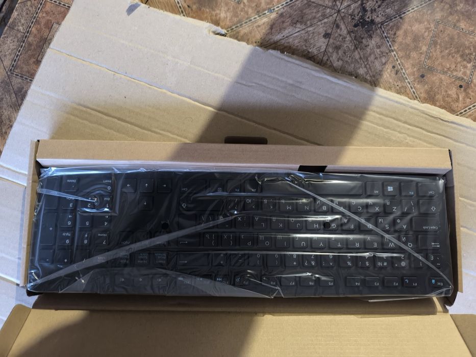 Продам клавіатуру DELL