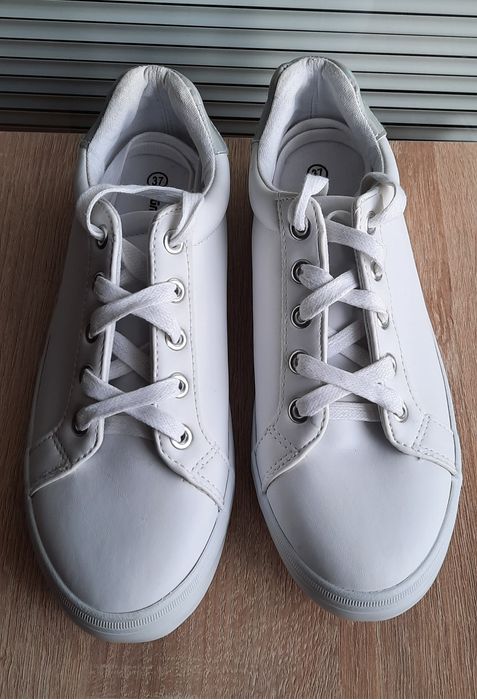 Buty damskie sneakersy Graceland - białe, stylowe, rozmiar 37