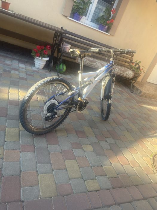 Продам Велосипед  двохпідвіс 24 колеса