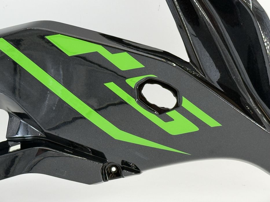Kawasaki versys 650 bok boczek owiewka L P