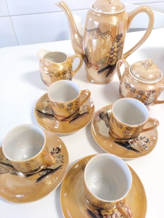 Conjunto de café447176814332497920