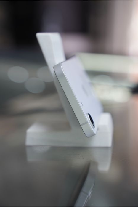 iPhone 16e 128GB White EU Sim 40циклів