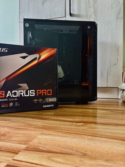 komputer Ryzen 7 2700, 32 Gb pamieci RAM AORUS B450 Pro