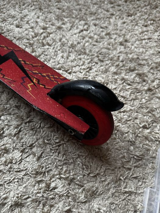 Продам самокат дитячий