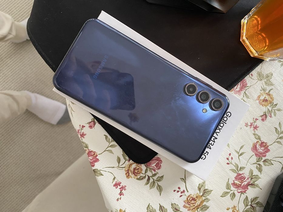 Samaung m34 5g bardzo dobry stan.