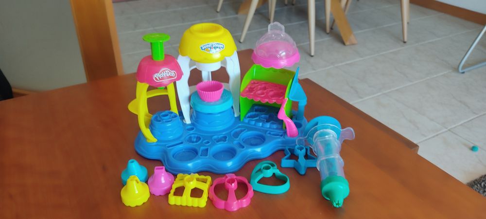 Play Doh - Fábrica de bolos