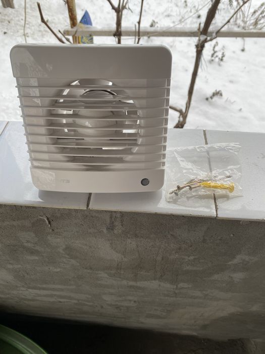 Витяжний вентилятор Vents 100 M