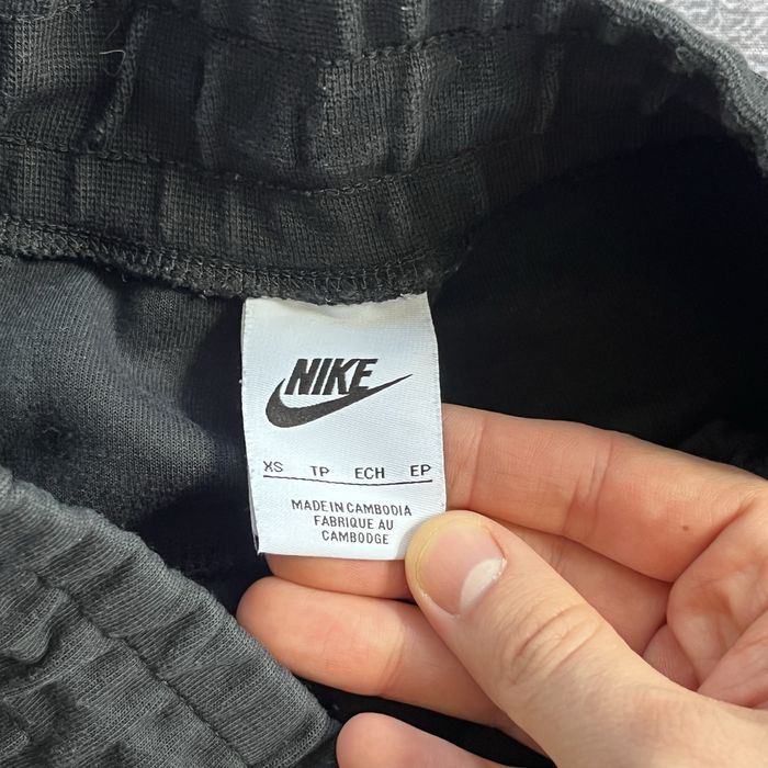 Спортивные штаны Nike tech flece