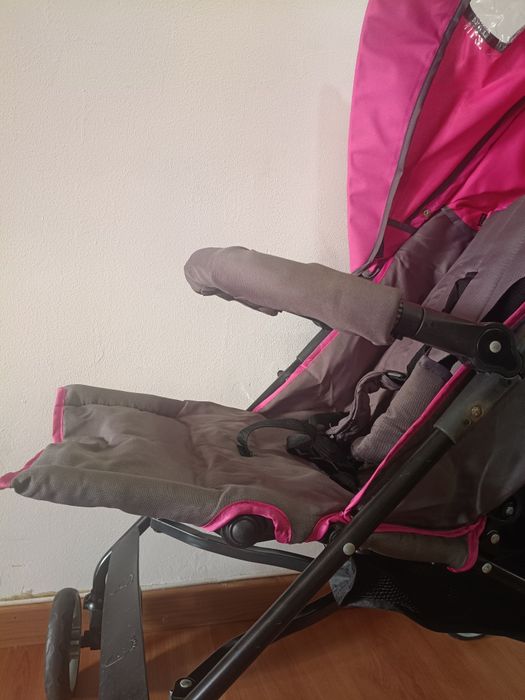 Carrinho de Passeio Asalvo (Guarda-chuva) + Cobre-pés | Rosa e Cinza