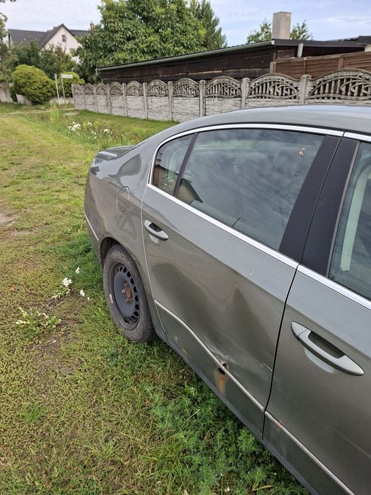 Volkswagen Passat b6 2005r 2.0 fsi