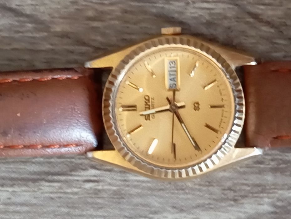 Женские часы SEIKO